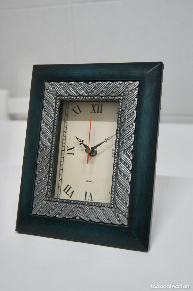 Vintage: Reloj sobremesa verde y esta&ntilde;o - Foto 3