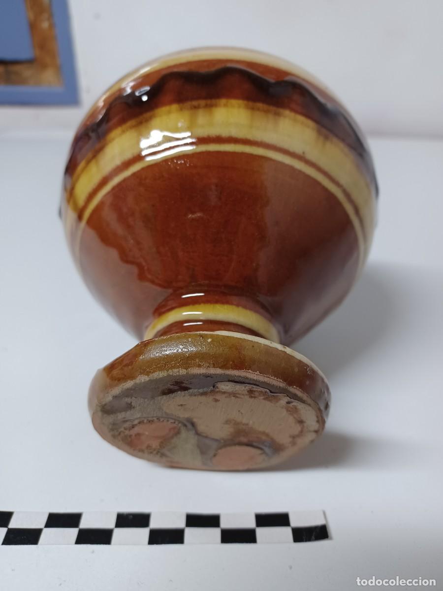 Vintage: Hucha de cer&aacute;mica pintada. - Foto 4