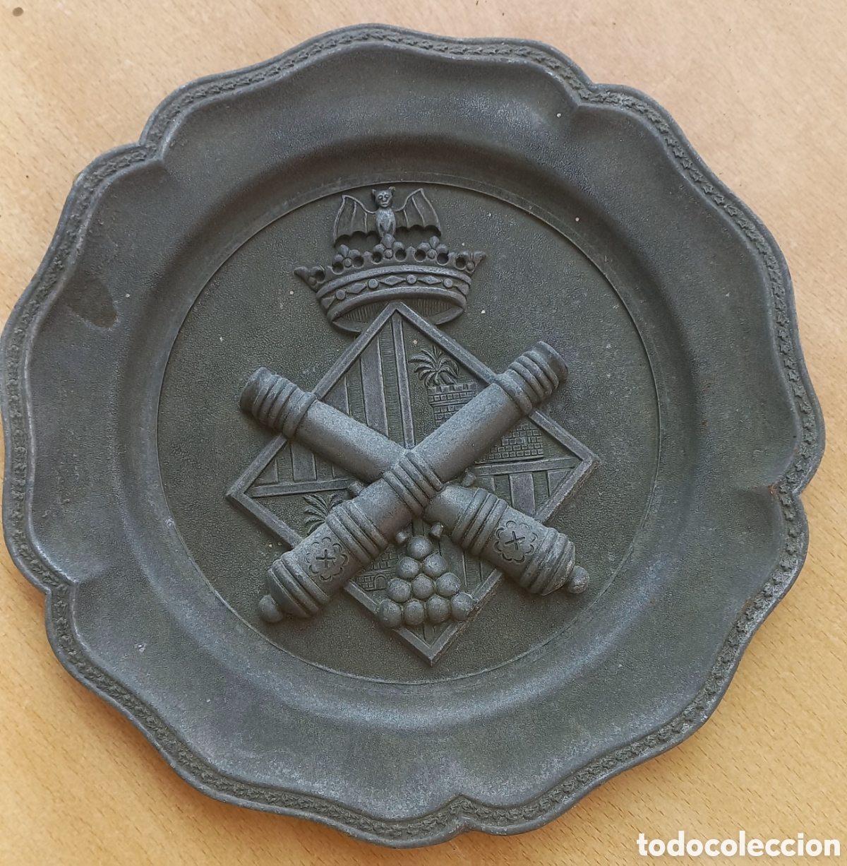 Vintage: Antiguo plato militar Artiller&iacute;a Mallorca