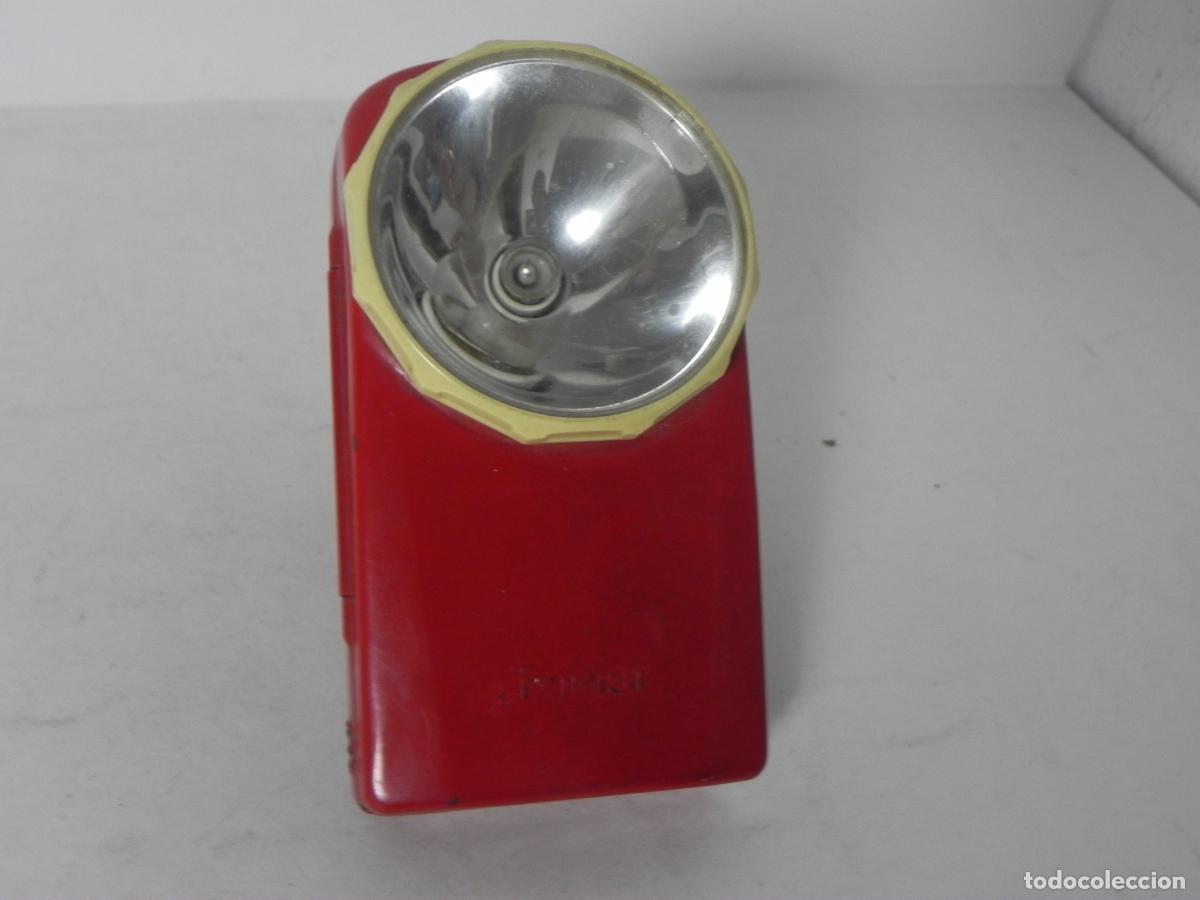 Vintage: LINTERNA TXIMIST TIPO ''ALPES'' (LE FALTA LA ASA DE METAL) FUNCIONA