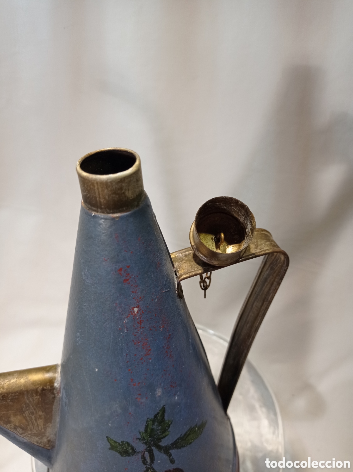 Vintage: ACEITERA DE METAL PINTADA. 25 CM - Foto 5