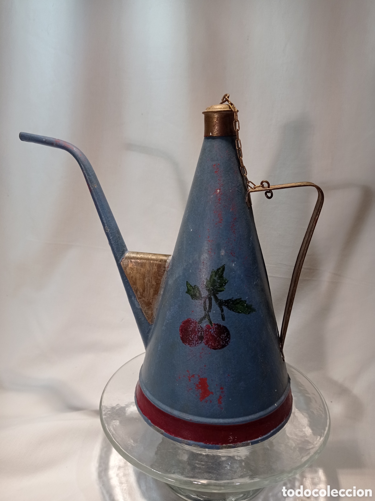 Vintage: ACEITERA DE METAL PINTADA. 25 CM - Foto 1