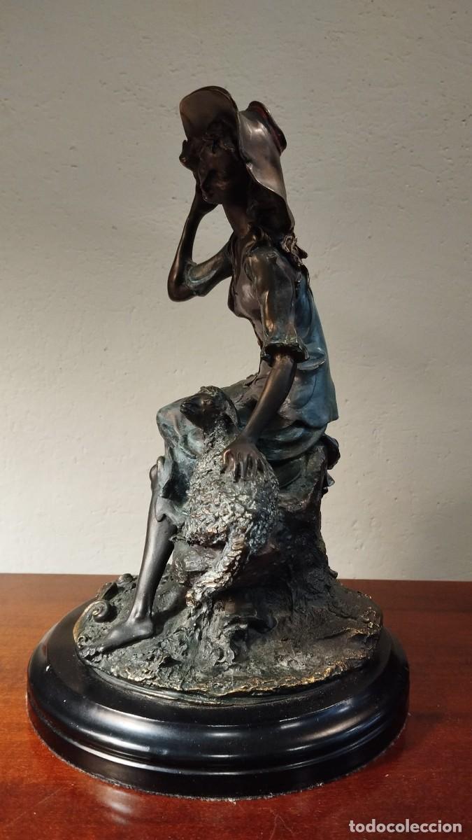 Vintage: FIGURA DE PASTORA EN BRONCE - Foto 4