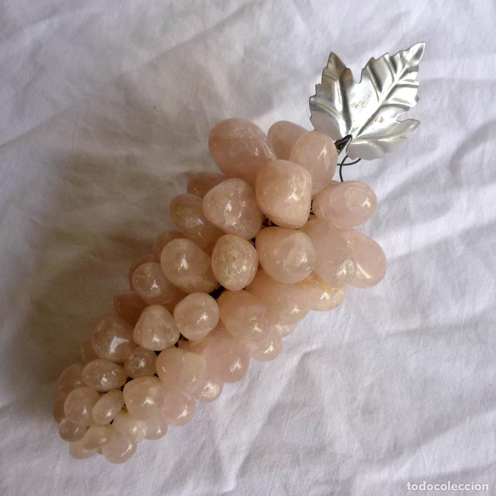 Vintage: Racimo de uvas en cuarzo rosa - Foto 1