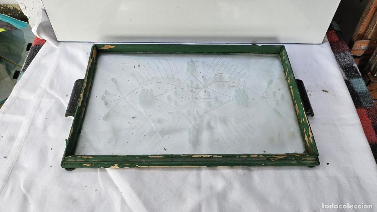 Vintage: bandeja de madera y cristal - Foto 1