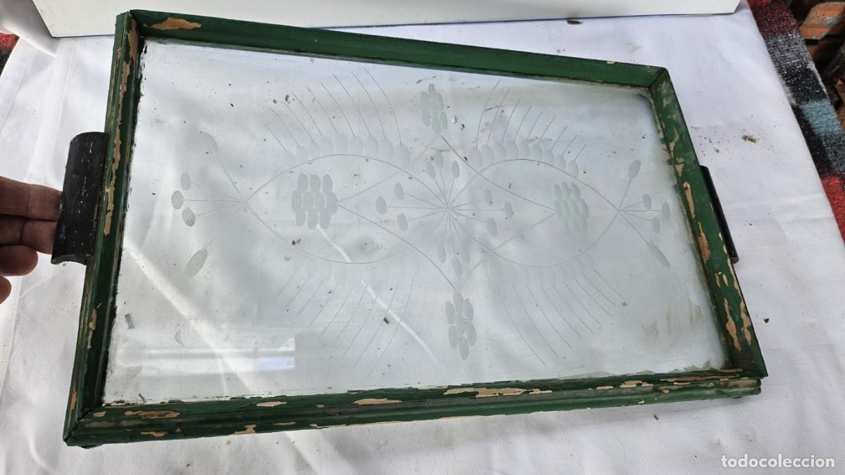 Vintage: bandeja de madera y cristal - Foto 3