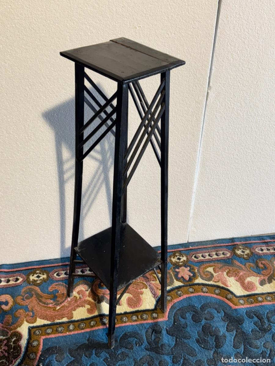 Vintage: MACETERO PEDESTAL DE MADERA - Foto 1
