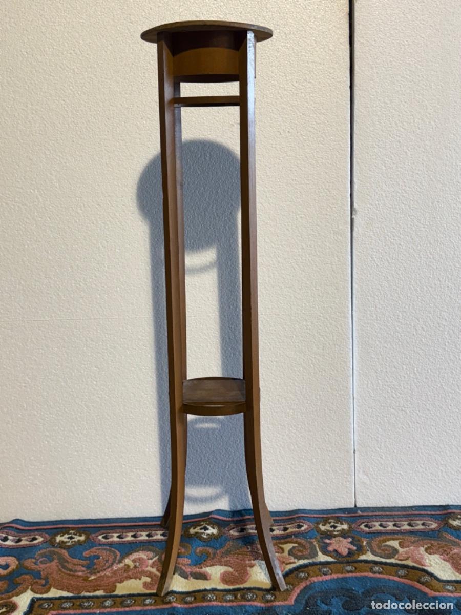 Vintage: MACETERO PEDESTAL DE MADERA - Foto 1