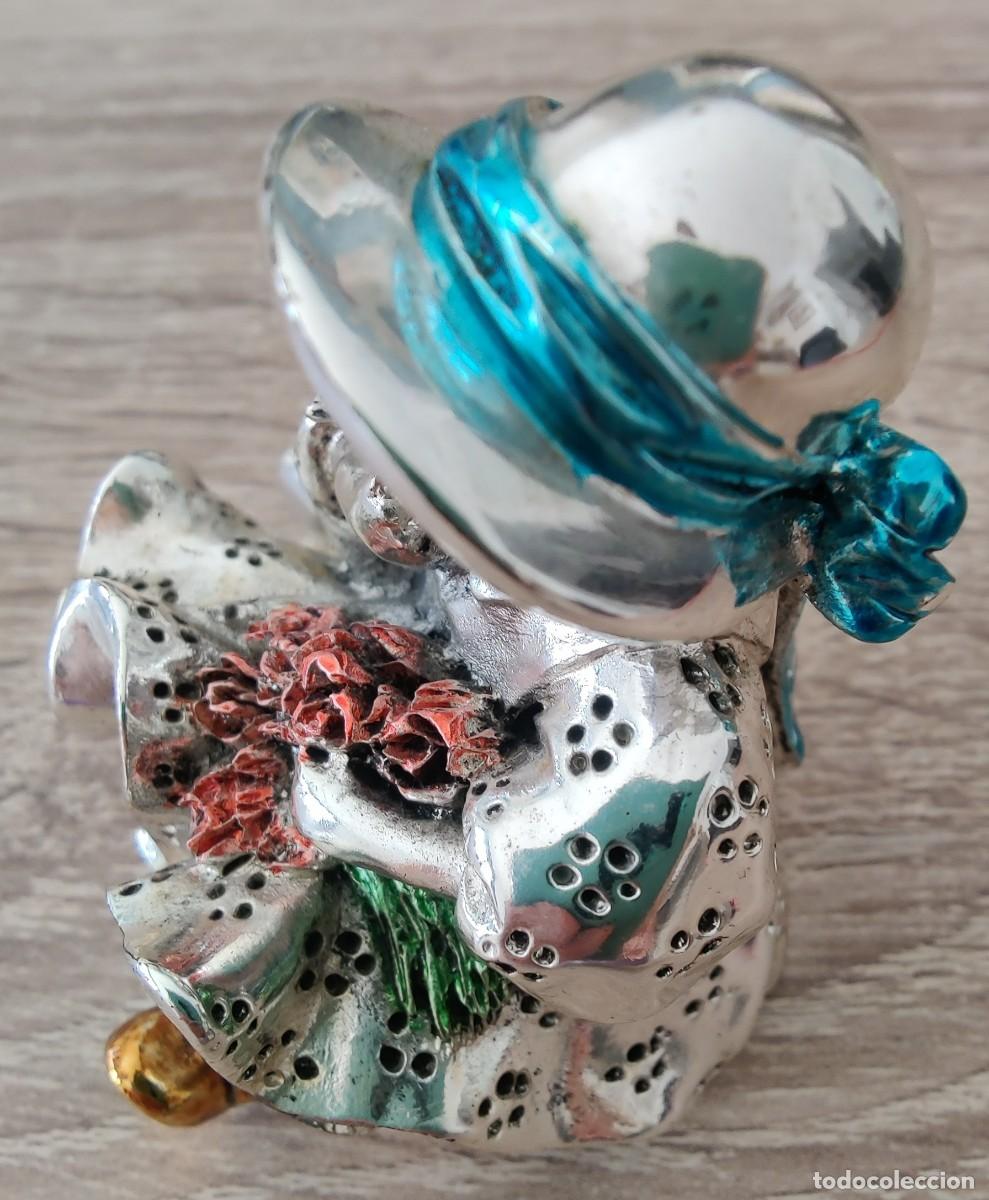Vintage: Mu&ntilde;eca recubierta en plata de ley. - Foto 3