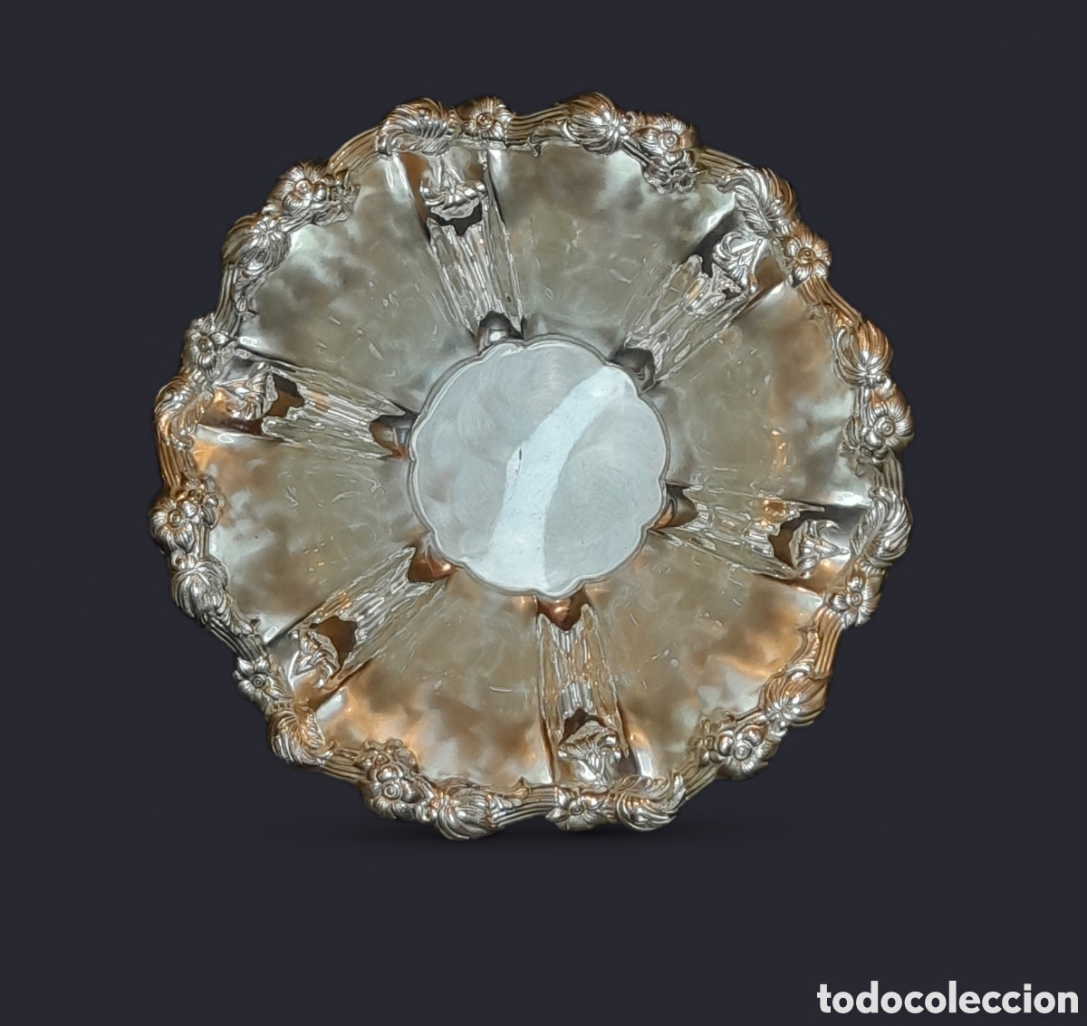 Vintage: Bandeja vintage chapada en planta, marca IKORA.