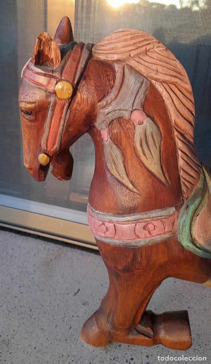 Vintage: CABALLO DE MADERA TALLADA GRANDES DIMENSIONES - Foto 2