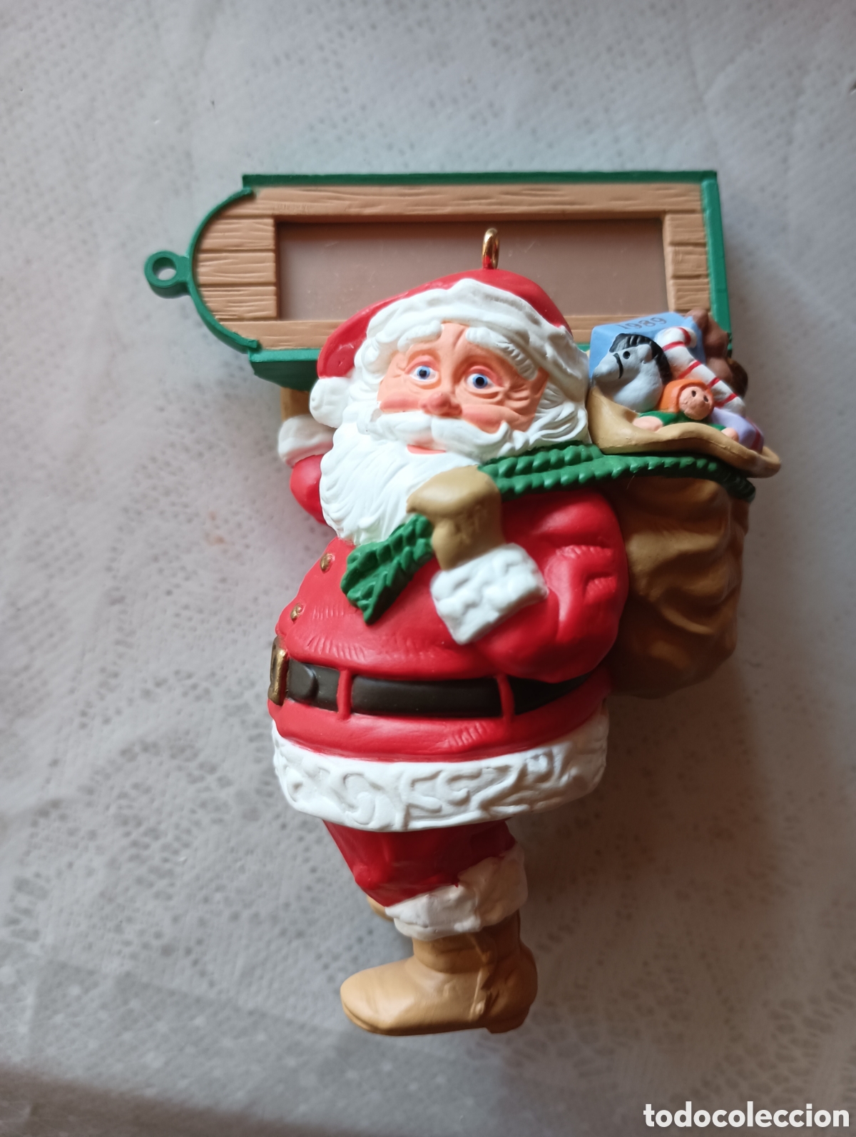 Vintage: Adorno para colgar el &aacute;rbol de Navidad. Pap&aacute; N&ouml;el con etiqueta.1989.Hallmark
