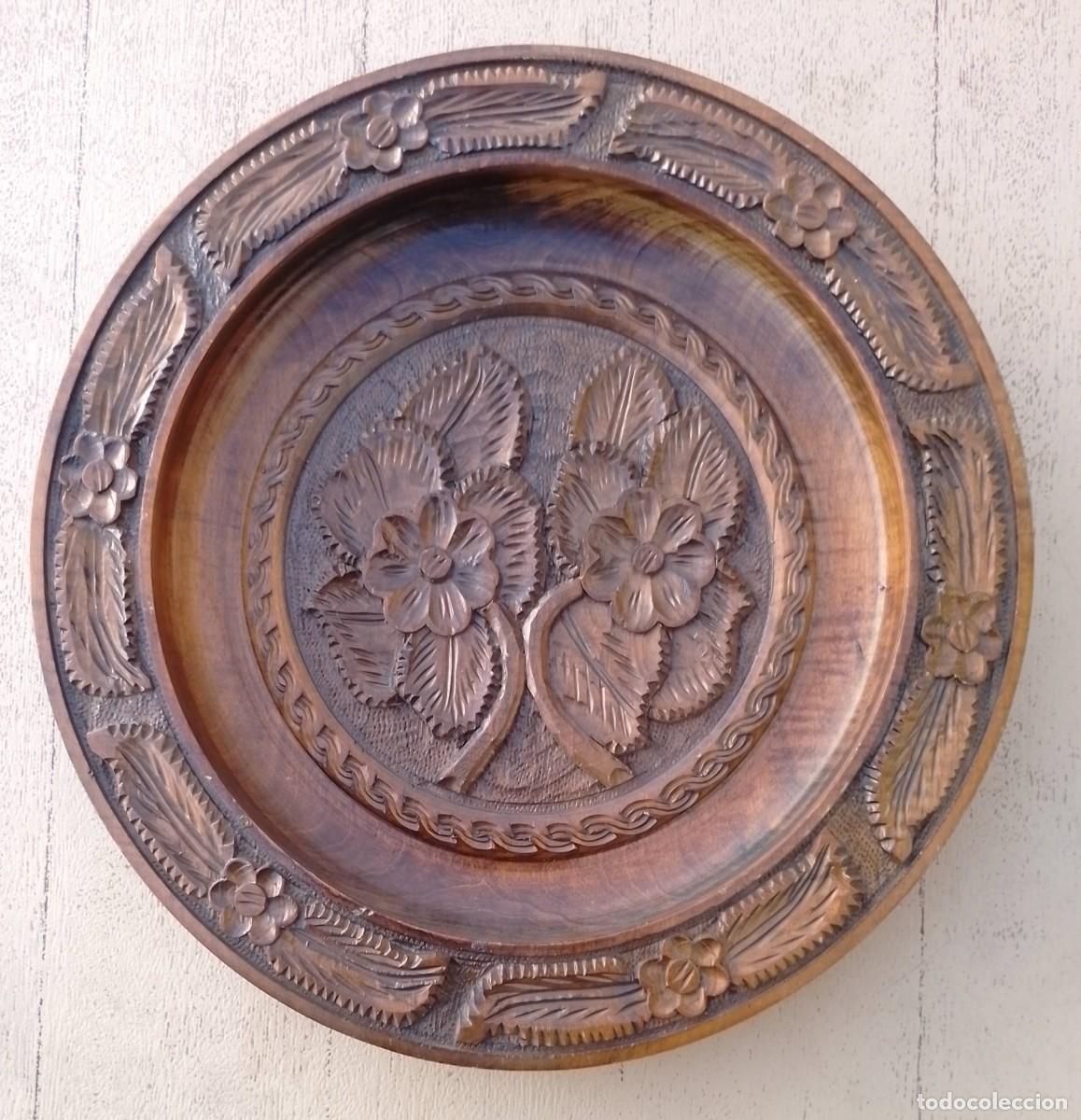 Vintage: Plato Tallado en Madera - Foto 1