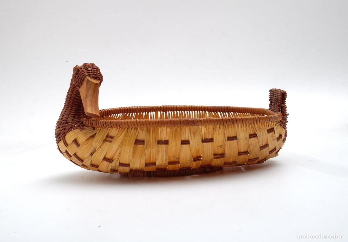 Vintage: Cesta vintage de mimbre con forma de pato - Foto 5