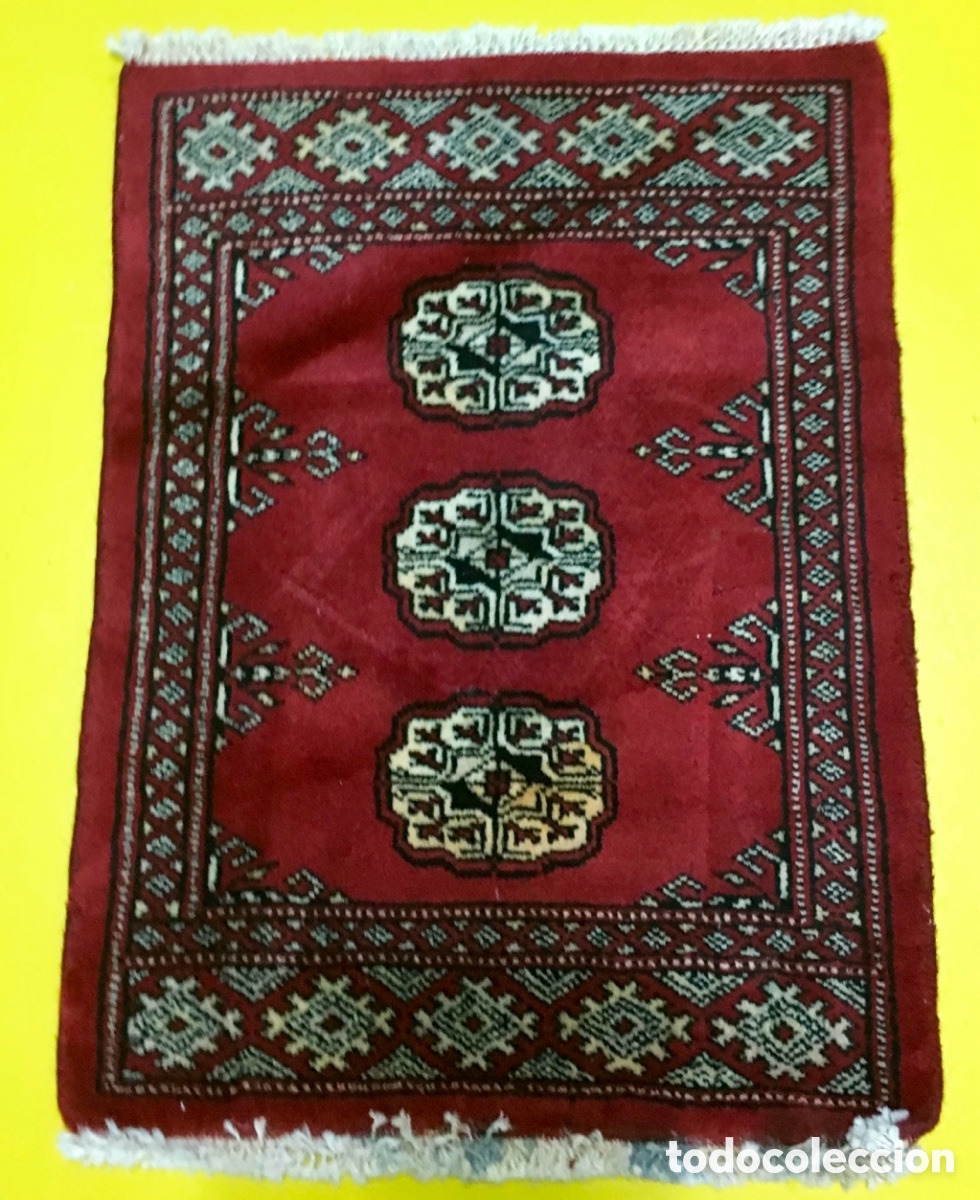 Vintage: Alfombra. Realizada a mano. 280.000 nudos/m2. 1985.