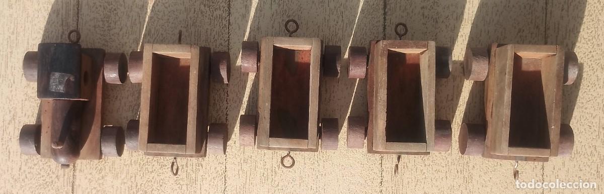 Vintage: Antiguo Tren de Carga en Madera - Foto 7