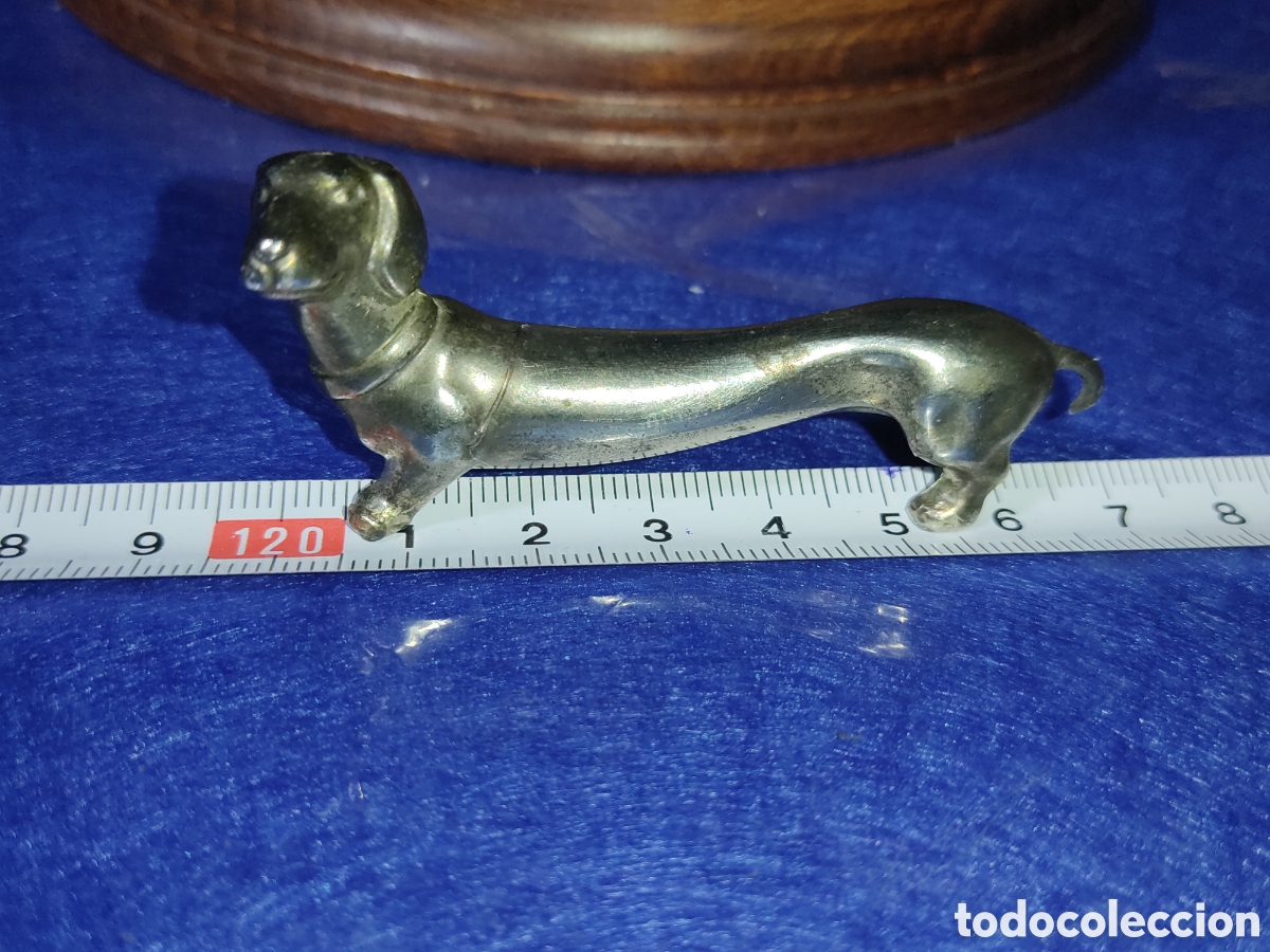 Vintage: Perro teckel de metal plateado. - Foto 3