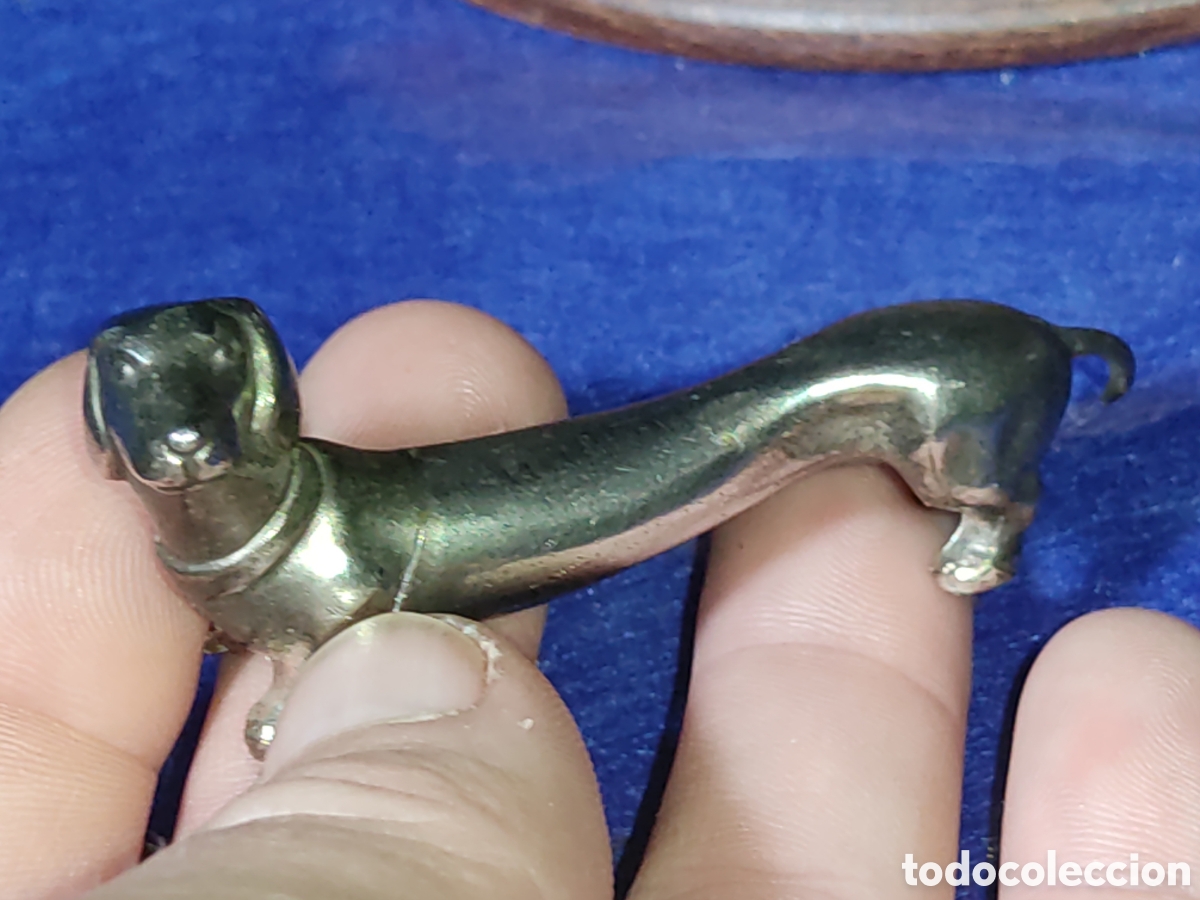 Vintage: Perro teckel de metal plateado. - Foto 6
