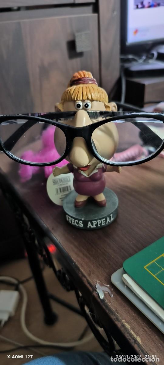 Vintage: Portagafas resina Granny 13.7 x 7.3 x6.3 cm.