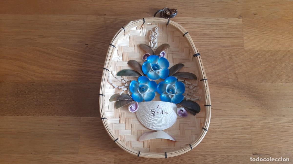 Vintage: Souvenir -- Recuerdo de Gand&iacute;a ( Valencia ) -- Hecho con conchas y ca&ntilde;izo -- 20 x 15 cm