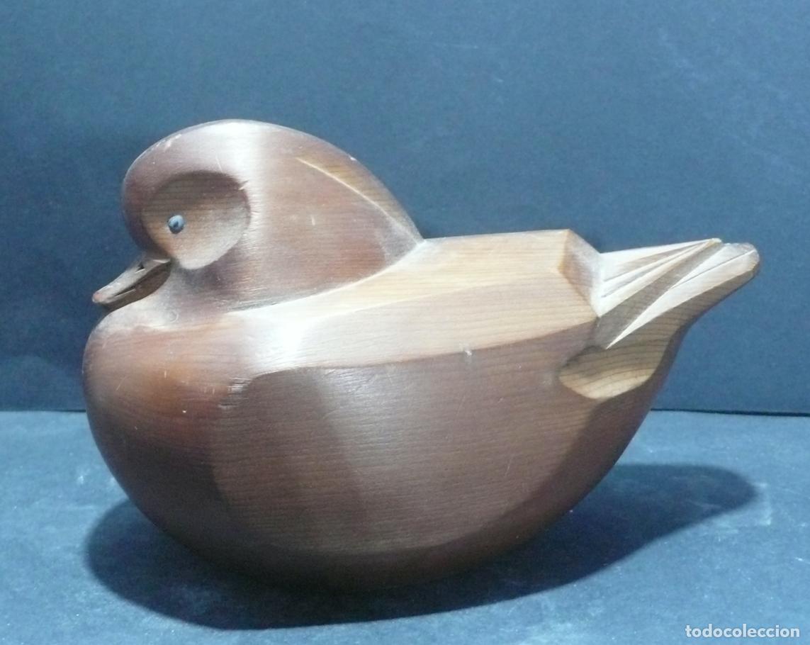 Vintage: TALLA EN MADERA DE PATO - Foto 2