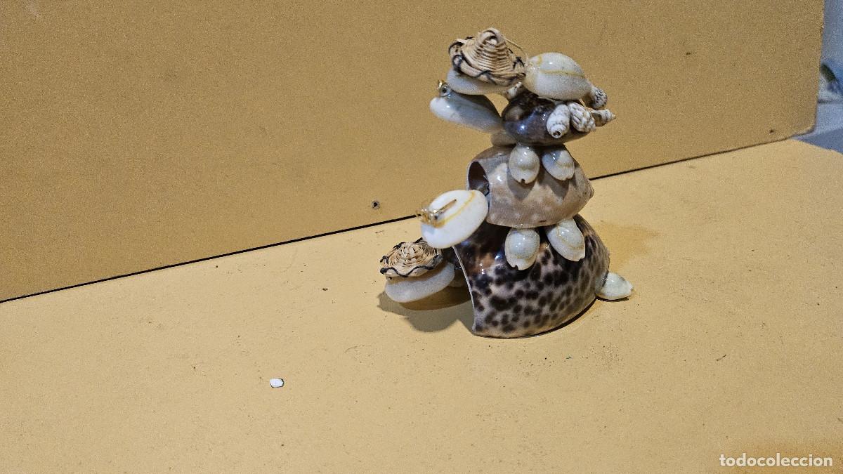 Vintage: figura en caracola de mar - Foto 1
