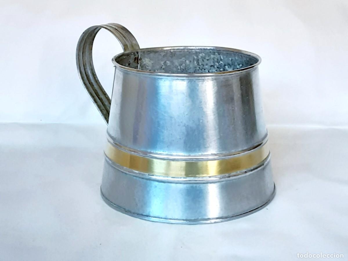 Vintage: RECIPIENTE DE CHAPA Y LATON - Foto 1