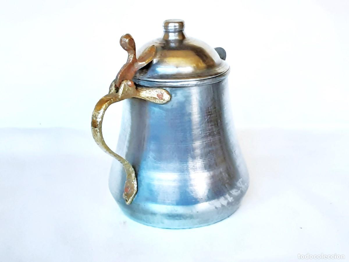 Vintage: JARRA DE CHAPA Y FUNDICON DE BRONCE - Foto 3