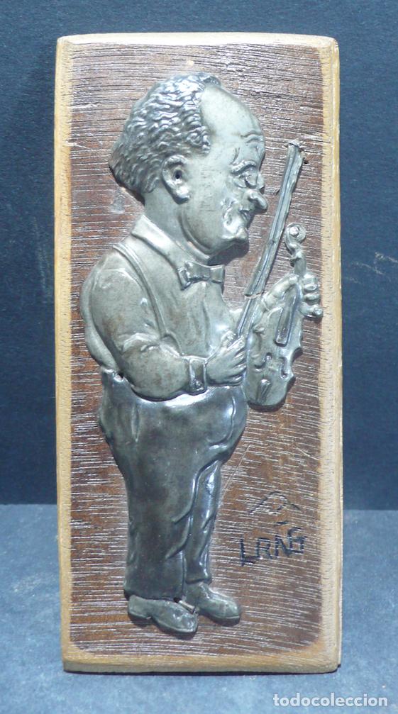 Vintage: RELIEVE DE PERSONAJE - Foto 1