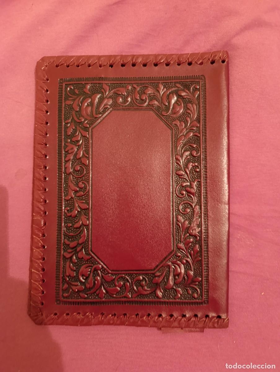 Vintage: Funda de piel para libros con grabados en relieve - Foto 3