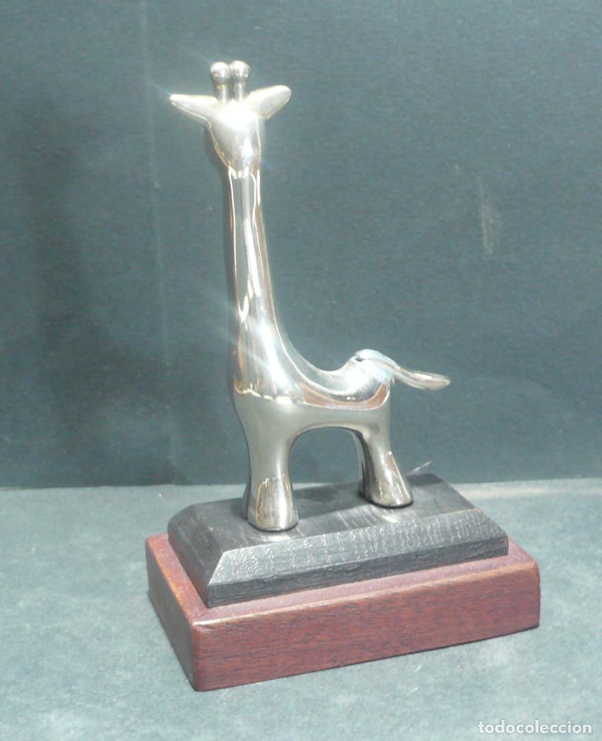 Vintage: PEQUE&Ntilde;A JIRAFA EN METAL - Foto 2