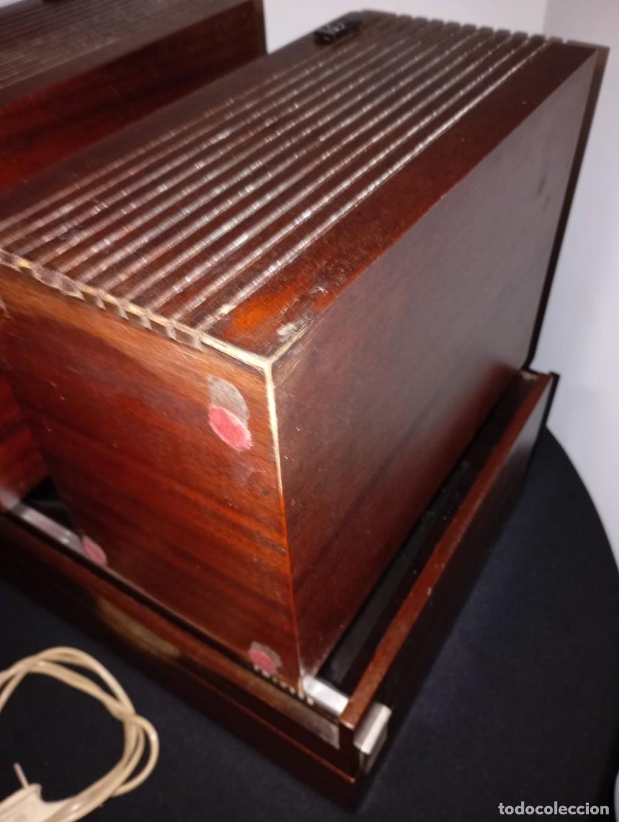 Vintage: Tocadiscos Emerson con sus altavoces de madera - Foto 11