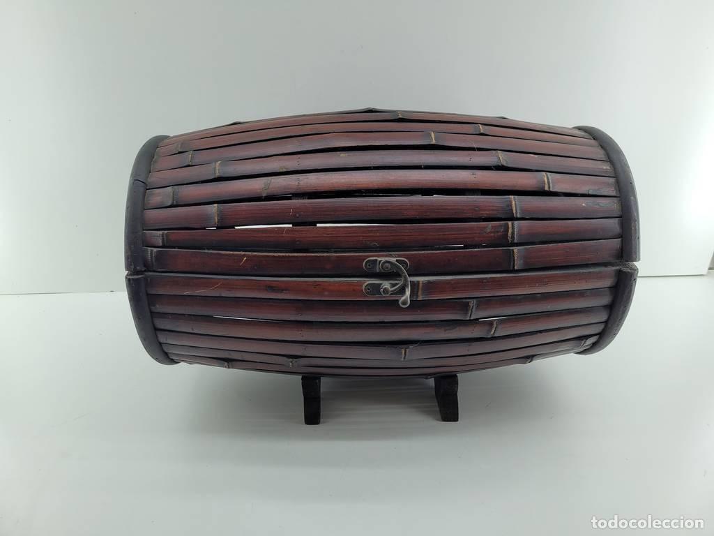Vintage: BARRIL DECORATIVO FABRICADO EN MADERA - Foto 1
