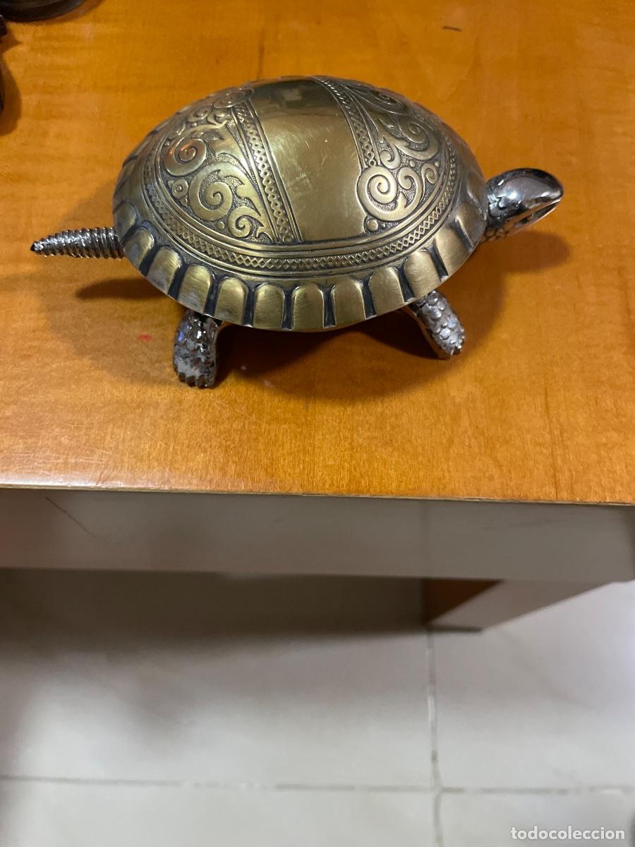 Vintage: Antiguo timbre de sobremesa tortuga - Foto 1