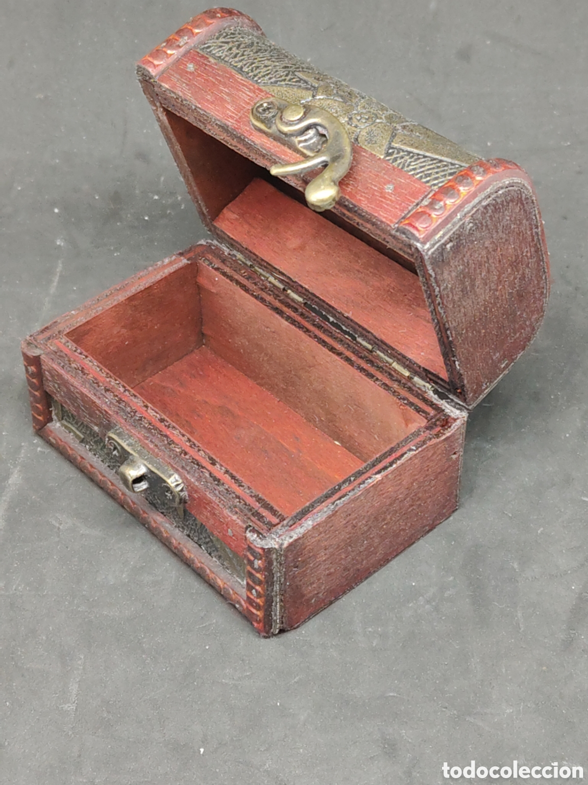 Vintage: peque&ntilde;a caja de madera - car230 - Foto 2