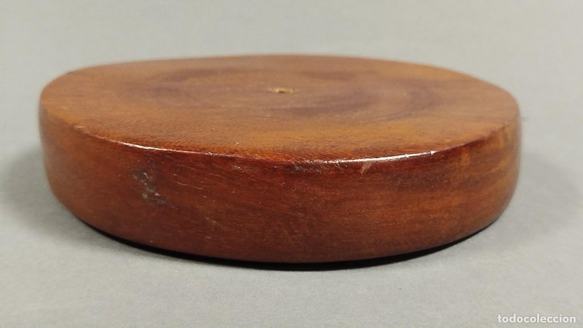 Vintage: BASE PEQUE&Ntilde;A DE MADERA OVALADA - Foto 1
