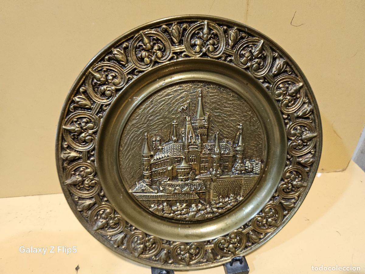 Vintage: platode bronce repujado - Foto 1