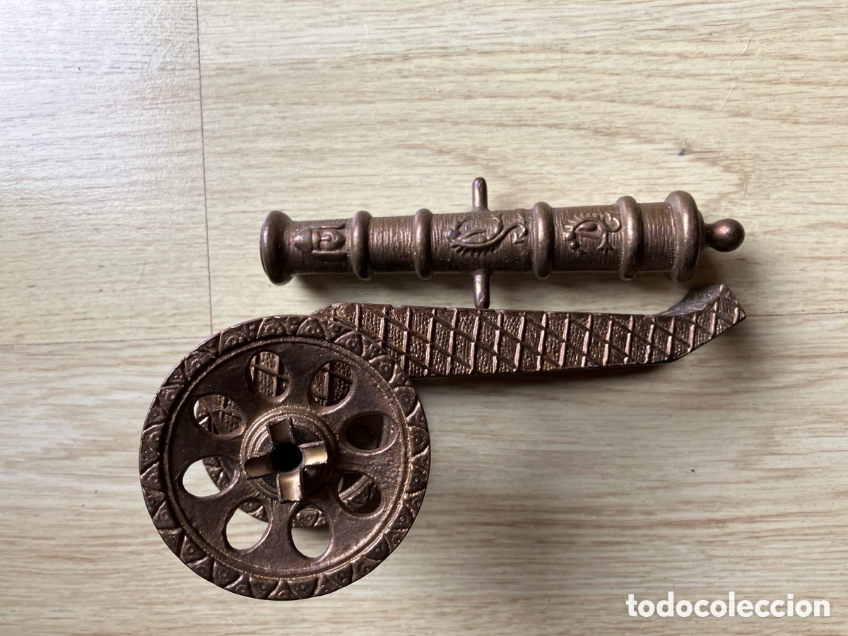 Vintage: Reproducci&oacute;n ca&ntilde;&oacute;n de bronce. - Foto 6