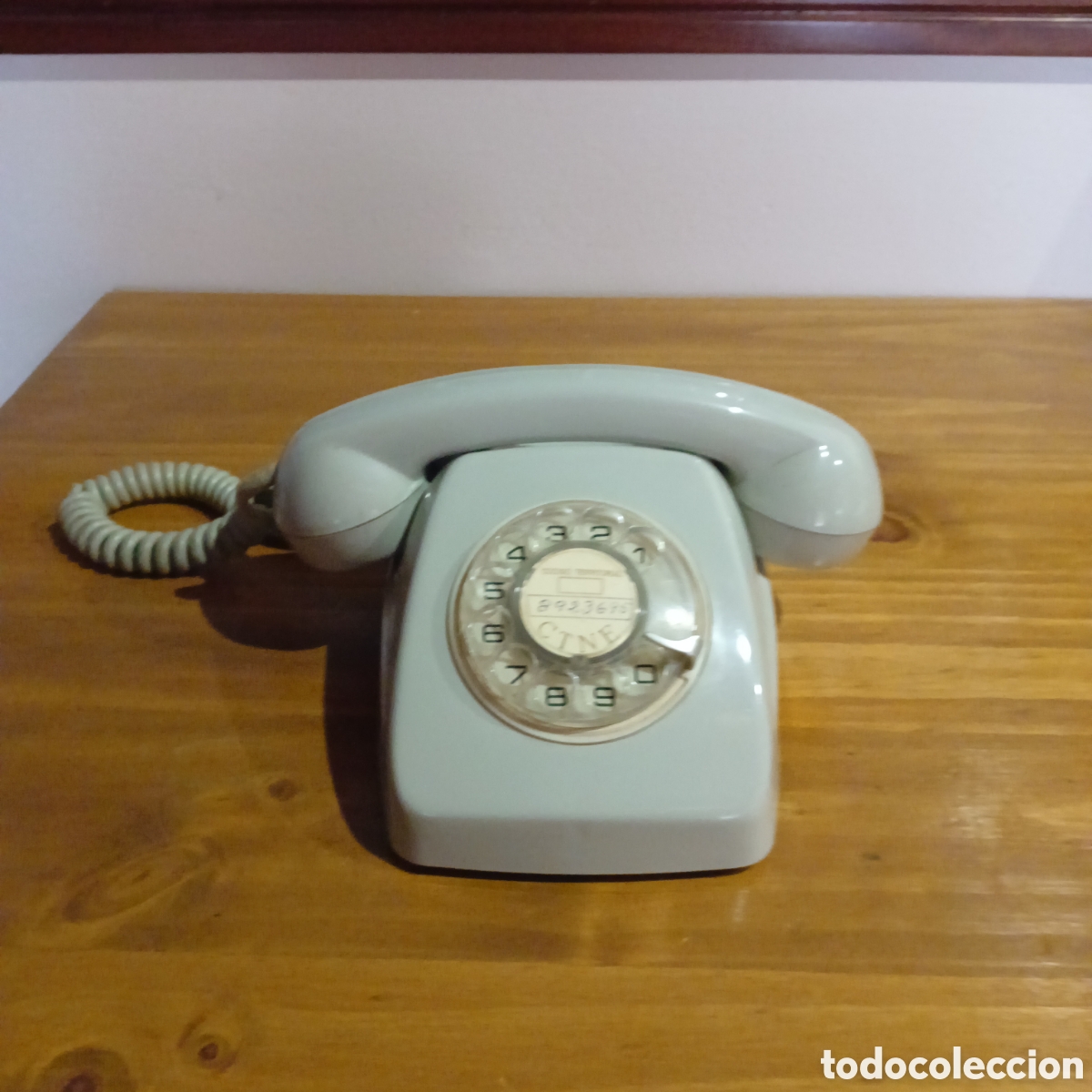 Vintage: Tel&eacute;fono vintage gris - Foto 1
