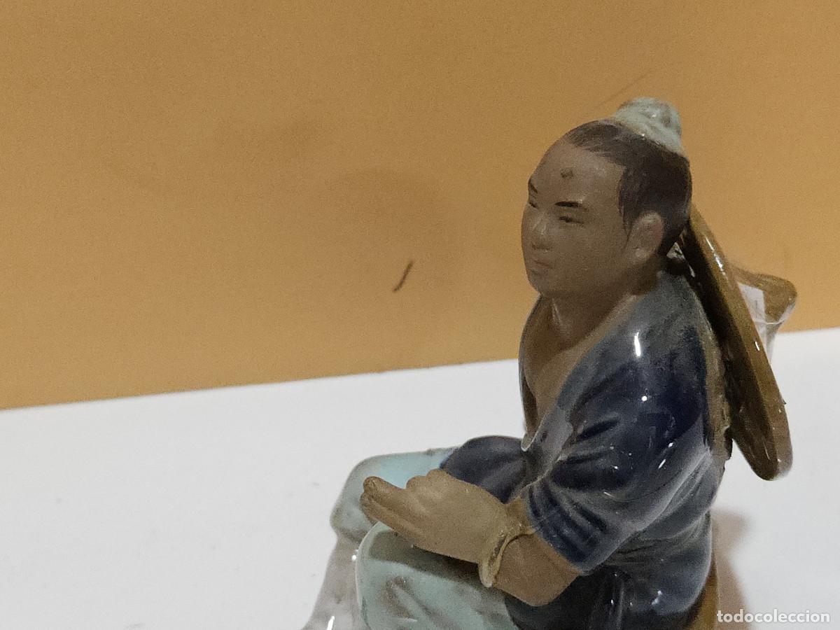 Vintage: figura oriental de terracota - Foto 4