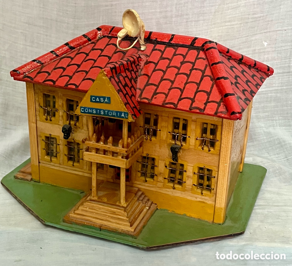 Vintage: AYUNTAMIENTOS ARTESANAL EN MADERA - Foto 8
