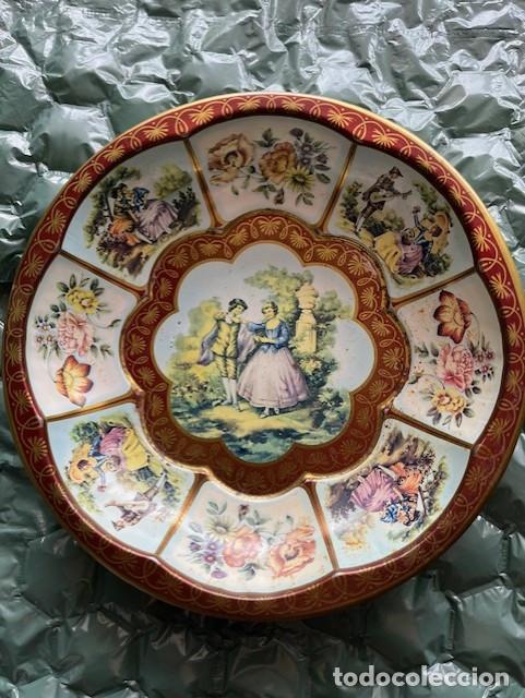 Vintage: BANDEJA DECORADA BRITANICA DAHER 1971 - Foto 1
