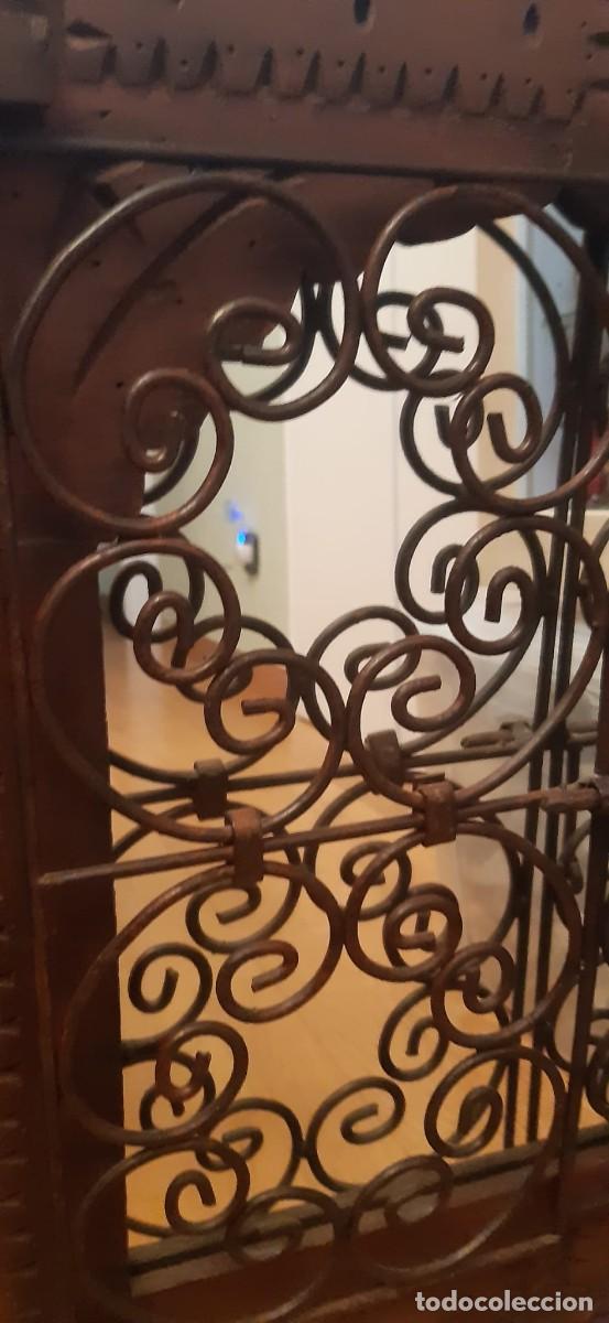 Vintage: VENTANA DE MADERA Y FORJA CON ESPEJO - Foto 3