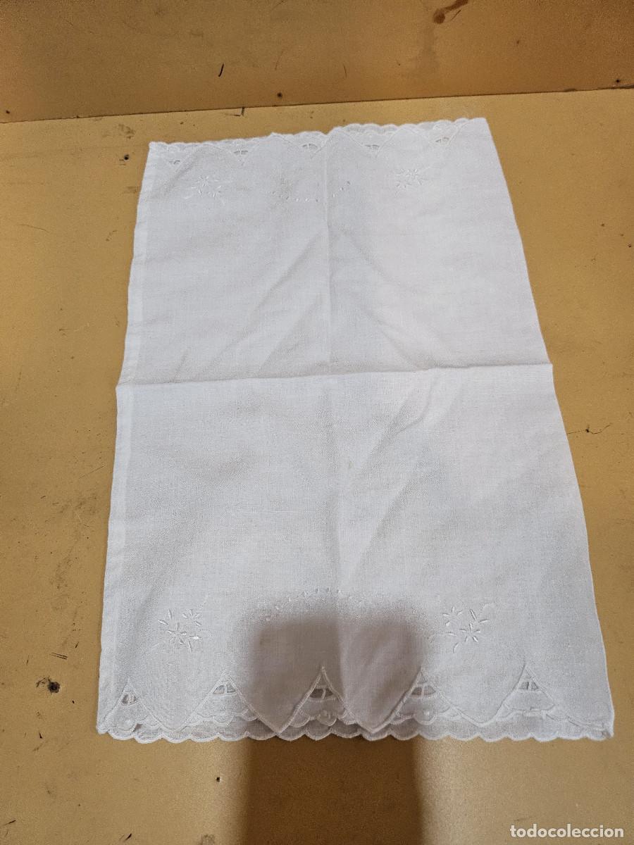 Vintage: pa&ntilde;o antiguo de mesa - Foto 1