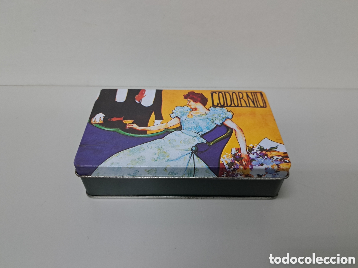 Vintage: Caja met&aacute;lica peque&ntilde;a Codorniu - Foto 1