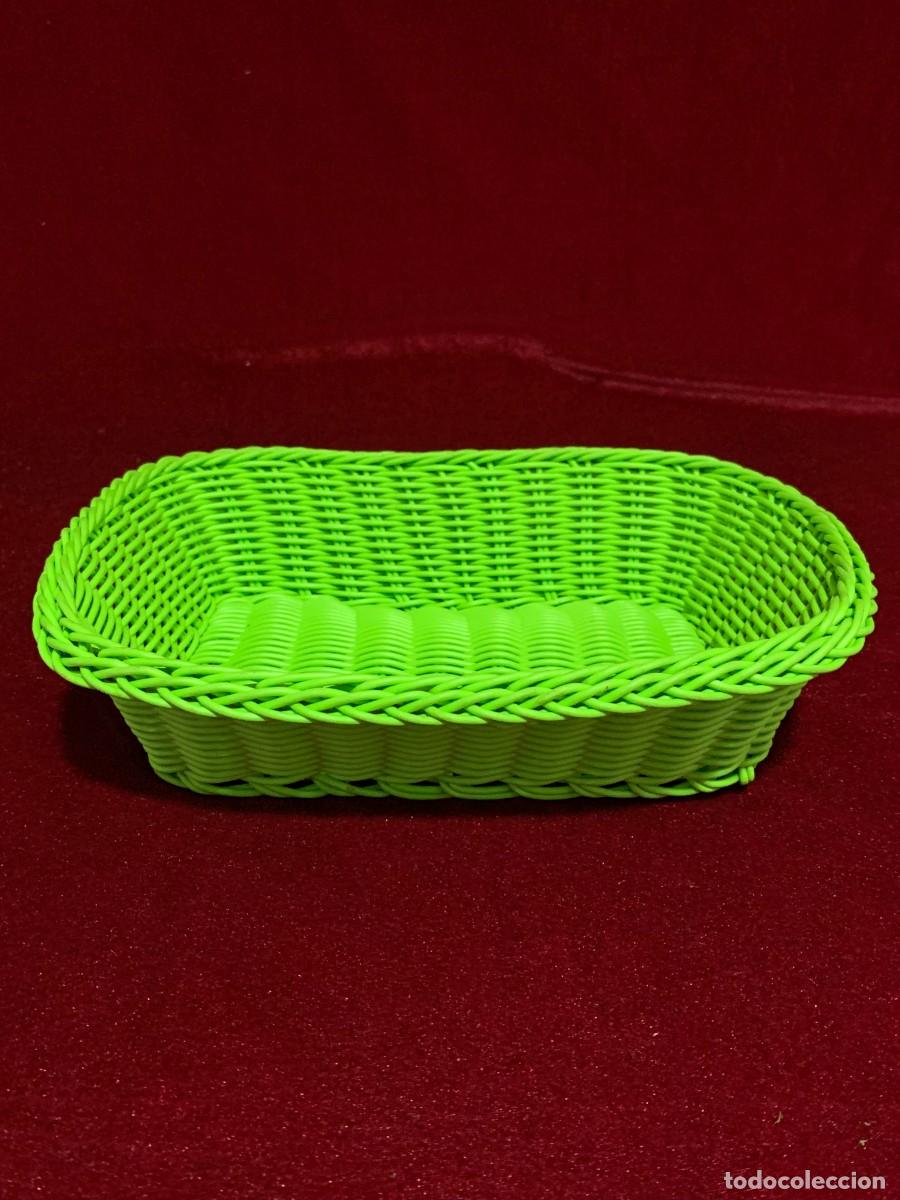 Vintage: MENAJE; LOTE 6 PANERAS FIBRA SINTETICA VERDE USO ALIMENTARIO