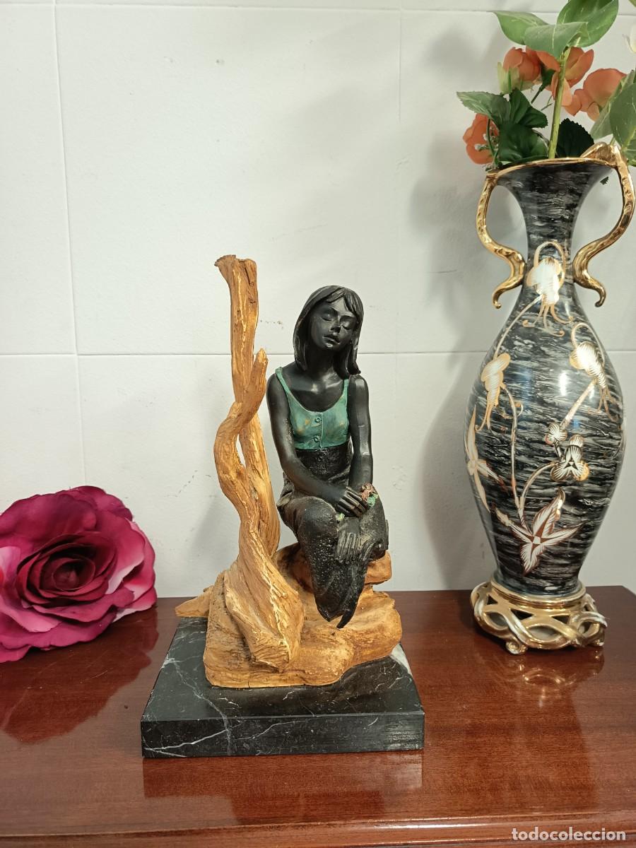 Vintage: Escultura Mujer de Vald&iacute;var - Foto 1