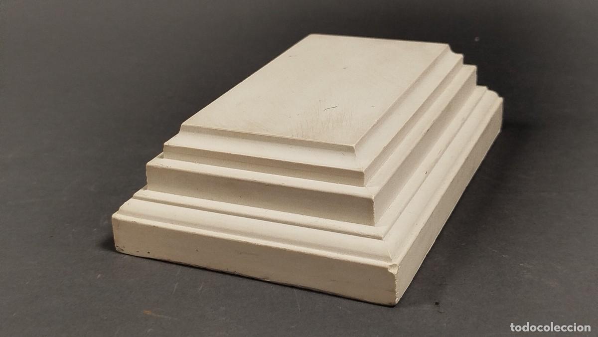 Vintage: BASE RECTANGULAR DE RESINA BLANCA - Foto 2