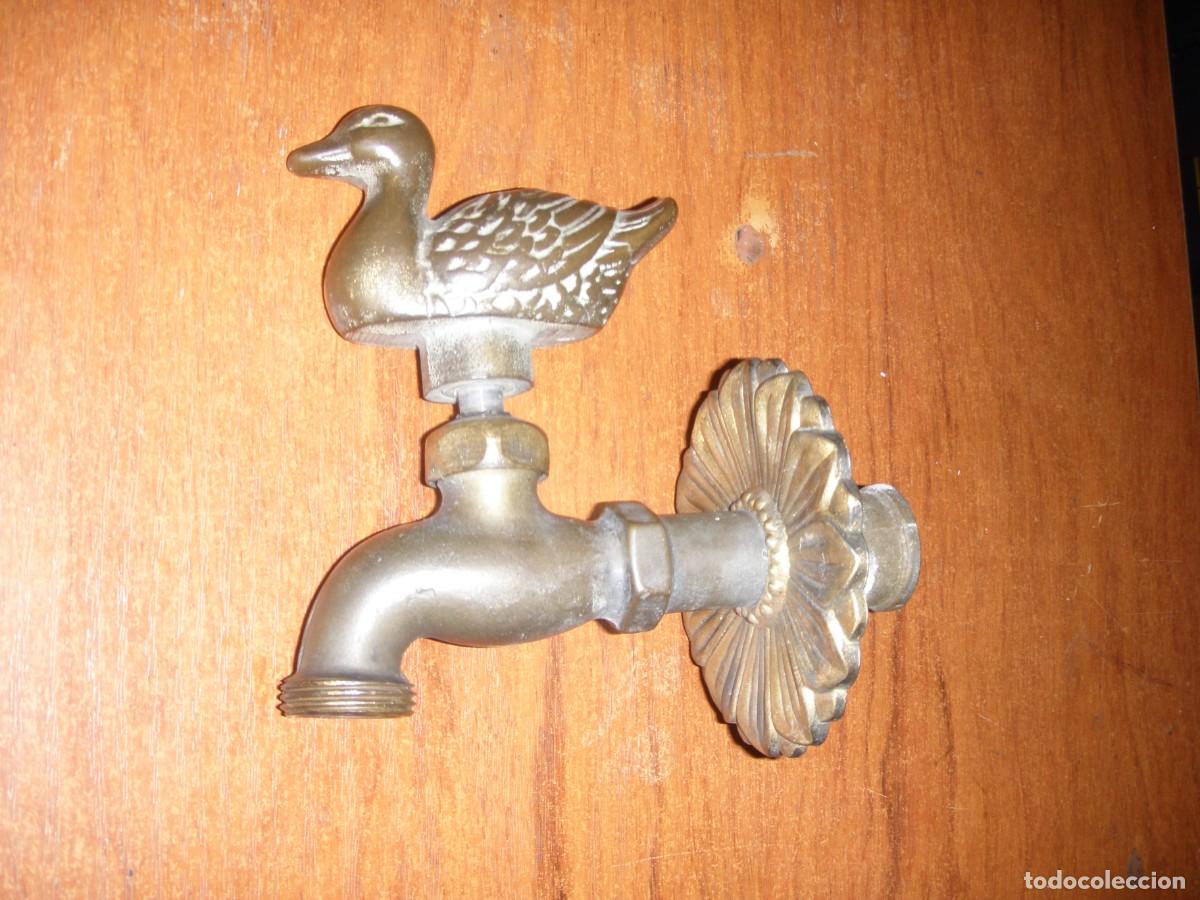 Vintage: GRIFO DE BRONCE CON PATO MUY BONITO - Foto 1