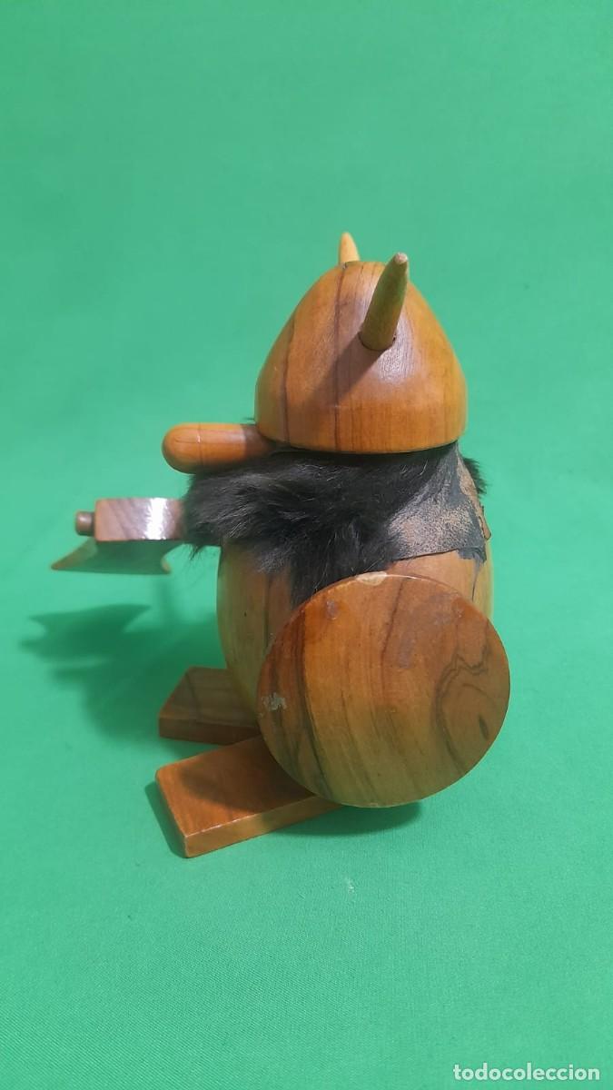 Vintage: VIKINGO DE MADERA DE OLIVO - Foto 4